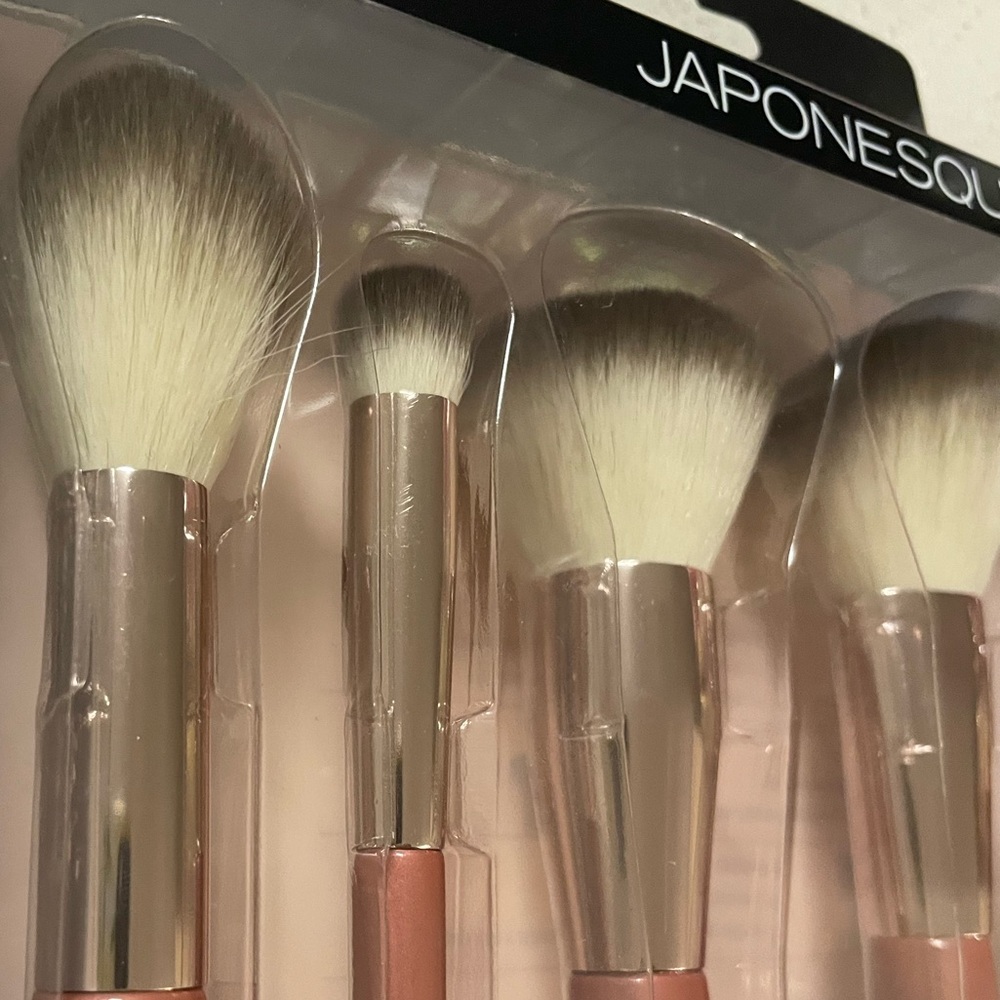 7 Piece Complexion Kit - JAPONESQUE - Rose Gold. NIB - Picture 4 of 7